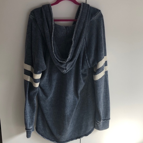 never worn it before - Picture 2 of 2